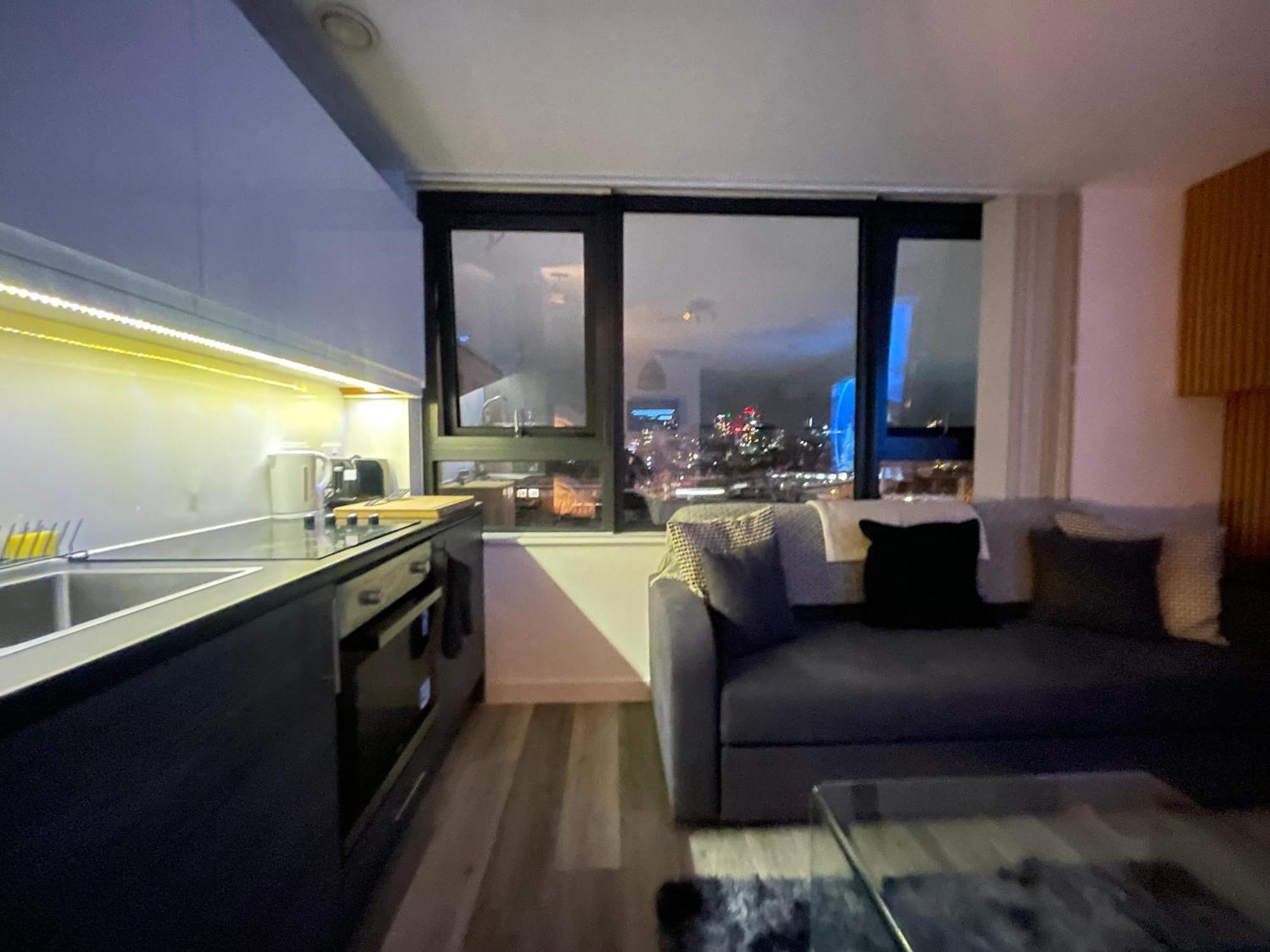 Apartment Radio Liverpool